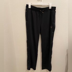 PUMA Black Snap Button Track Pants Women’s Size M DryCELL